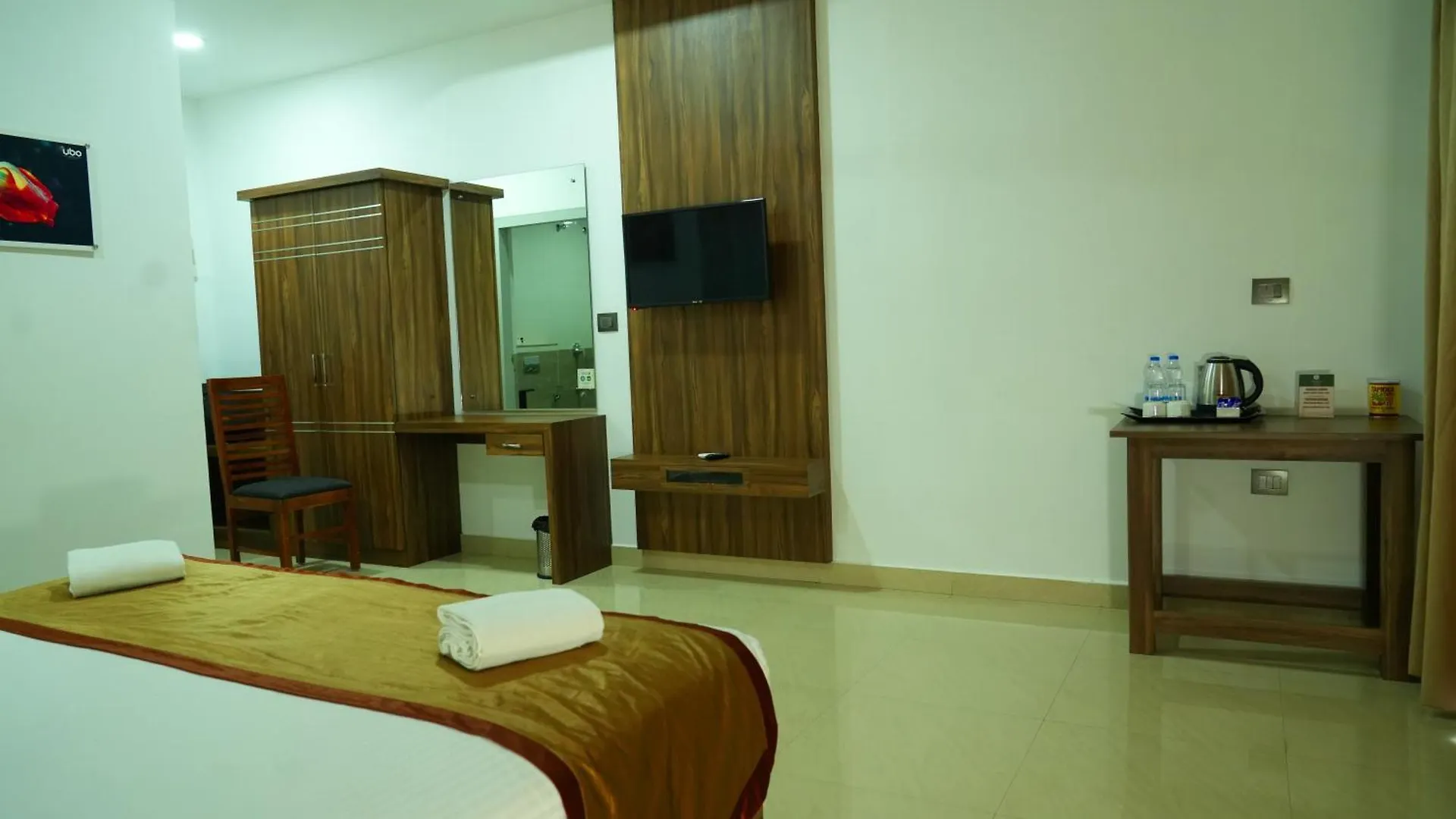 Misty Garden Resorts Munnar India